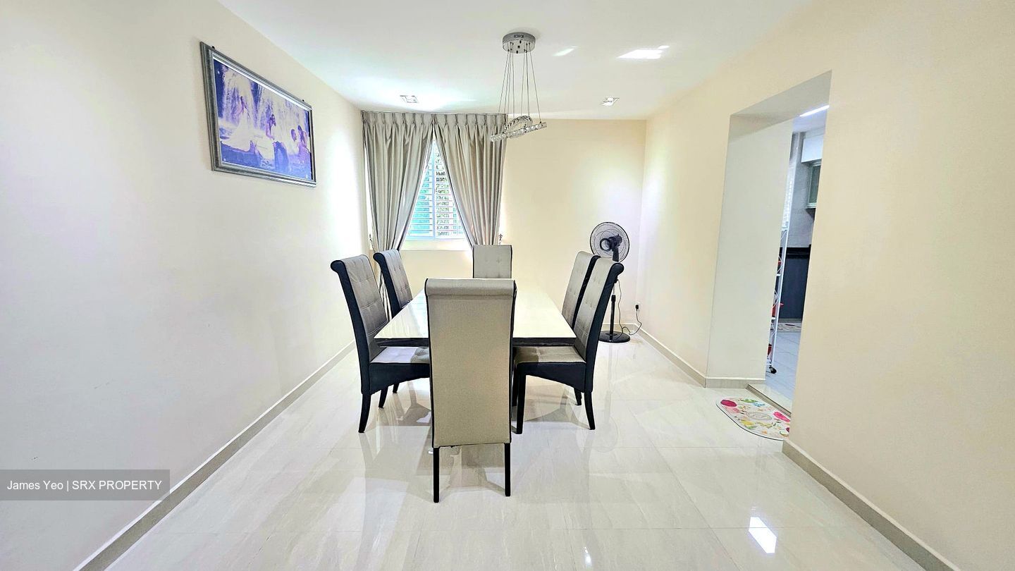 Blk 818 Woodlands Street 82 (Woodlands), HDB Executive #571791391